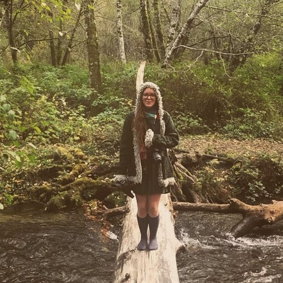 Meet your Posher, Jasmine - Picture 1 of 1